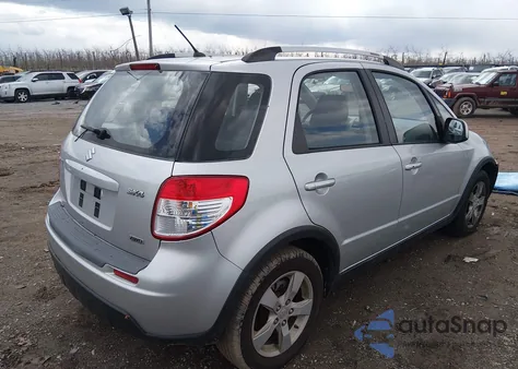 2010 Suzuki Sx4 Touring из США, поврежденный, VIN JS2YB5A78A6310729